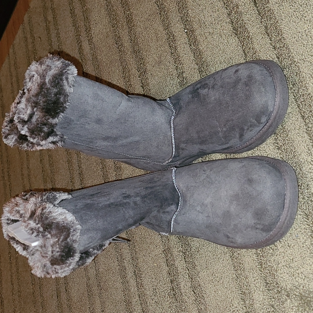 ❄️NWOT Calistoga Boots❄️